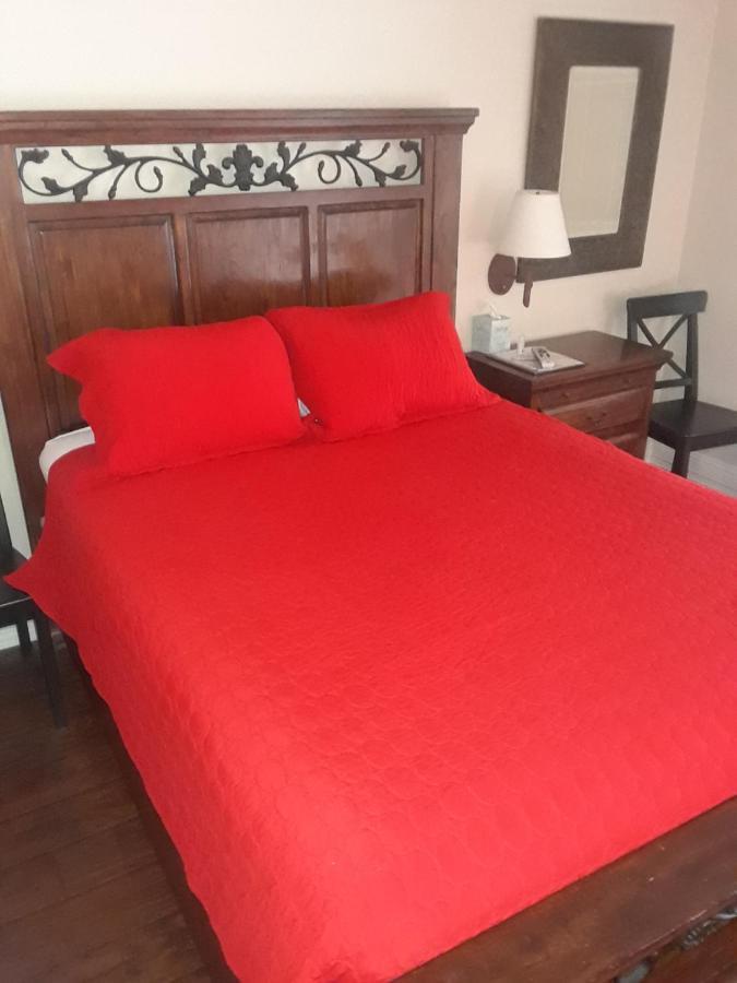 Los Gatos Garden Inn Hotel エクステリア 写真