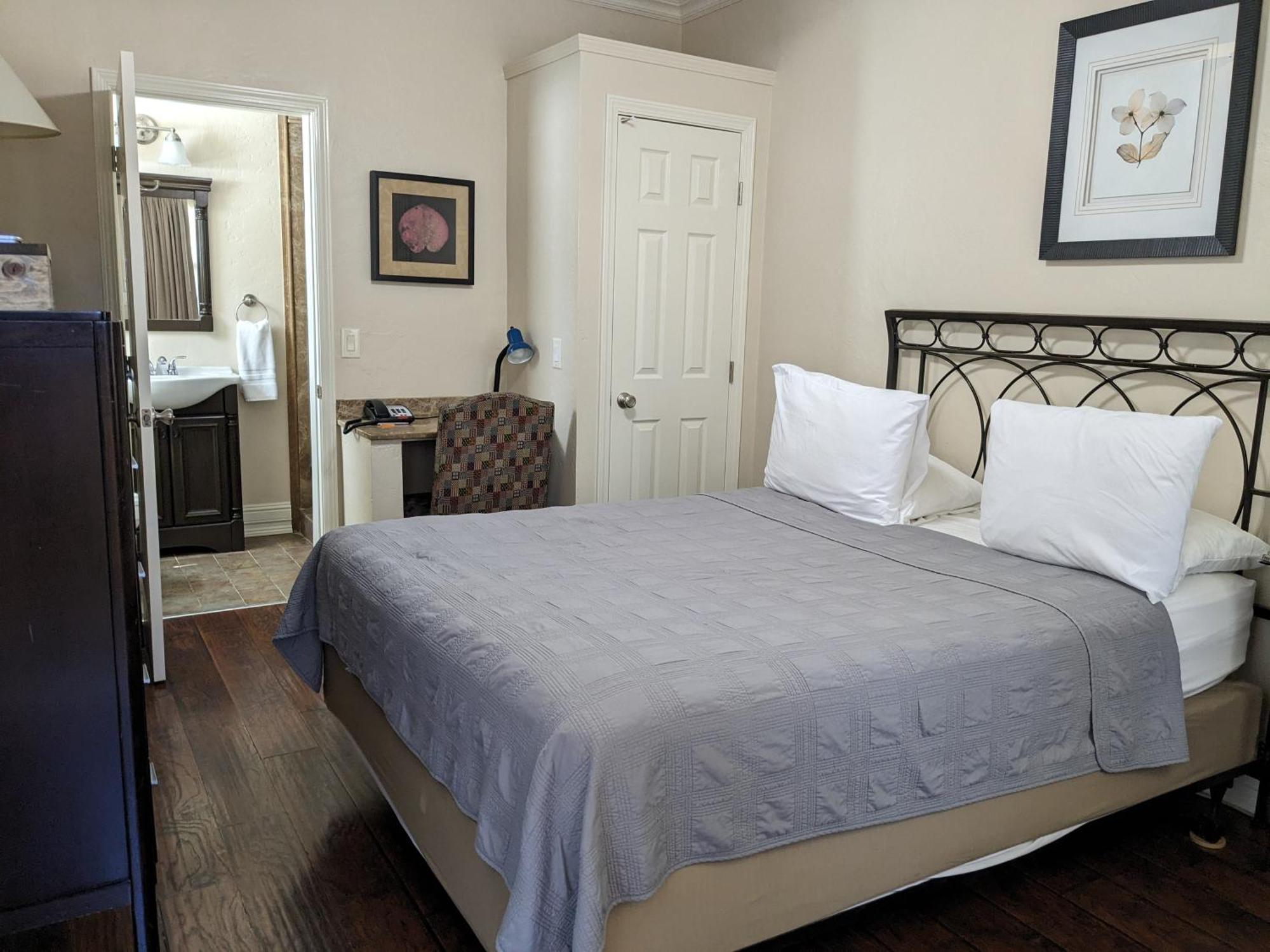 Los Gatos Garden Inn Hotel エクステリア 写真