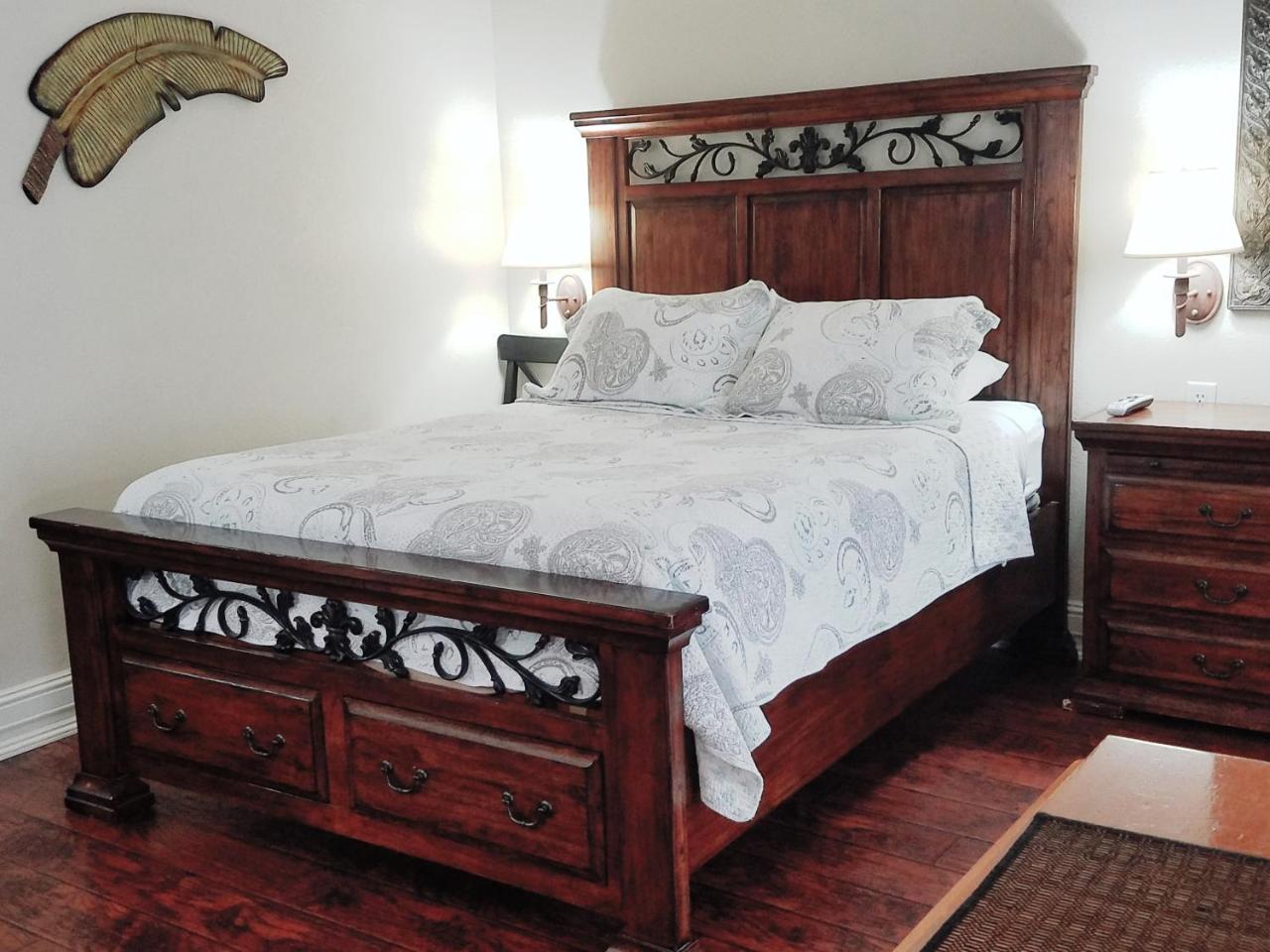 Los Gatos Garden Inn Hotel エクステリア 写真